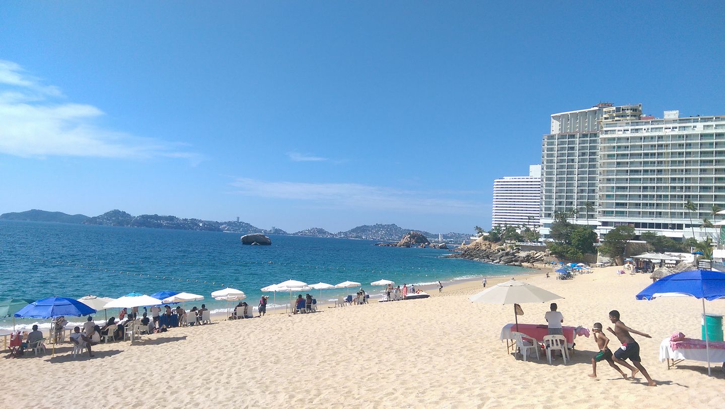 Bahía de Acapulco aérea